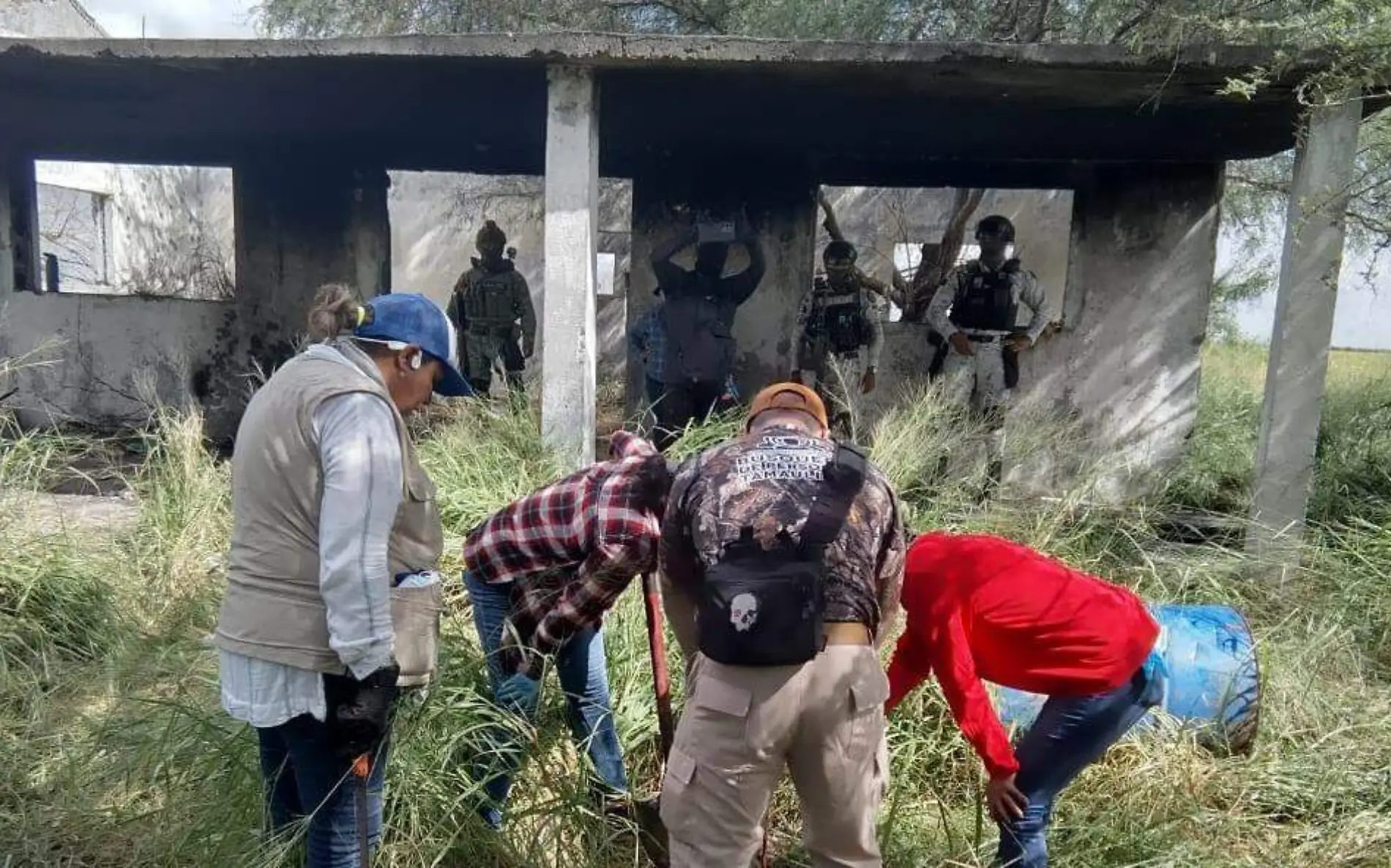 Buscadoras encuentran siete tambos con restos humanos en Matamoros, Tamaulipas  Jaime Jiménez (2)